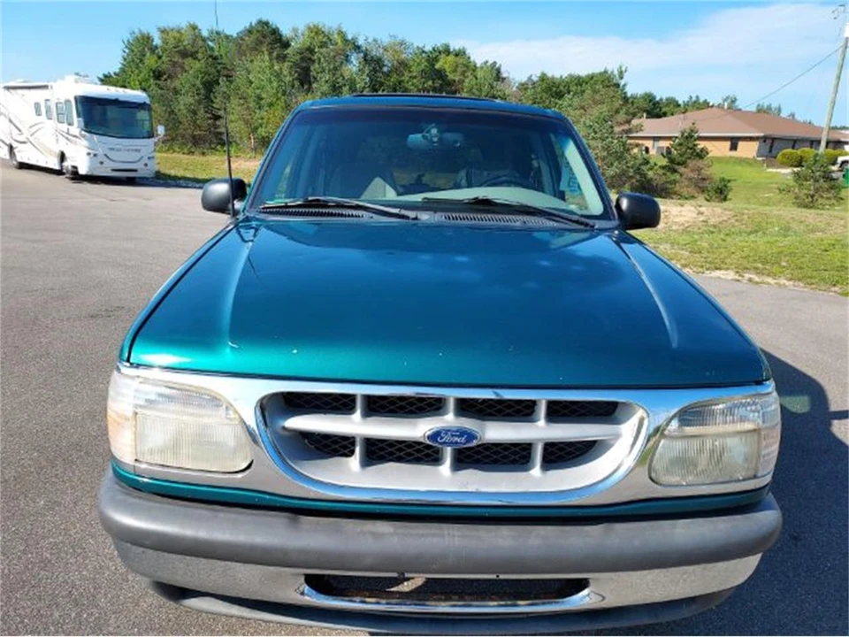 1998 Ford Explorer 2nd Gen - Image 5 of 12