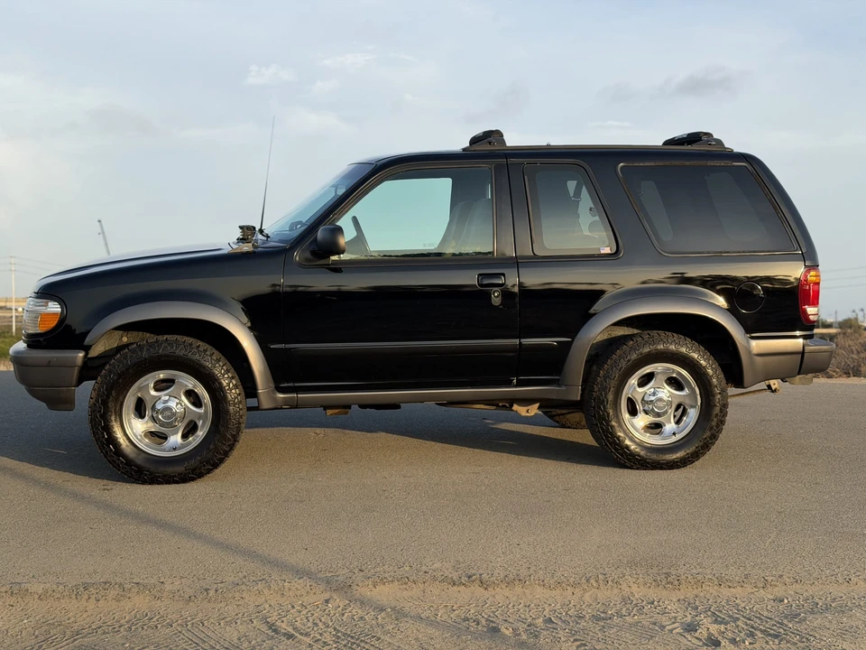 1998 Ford Explorer 2nd Gen - Image 6 of 31