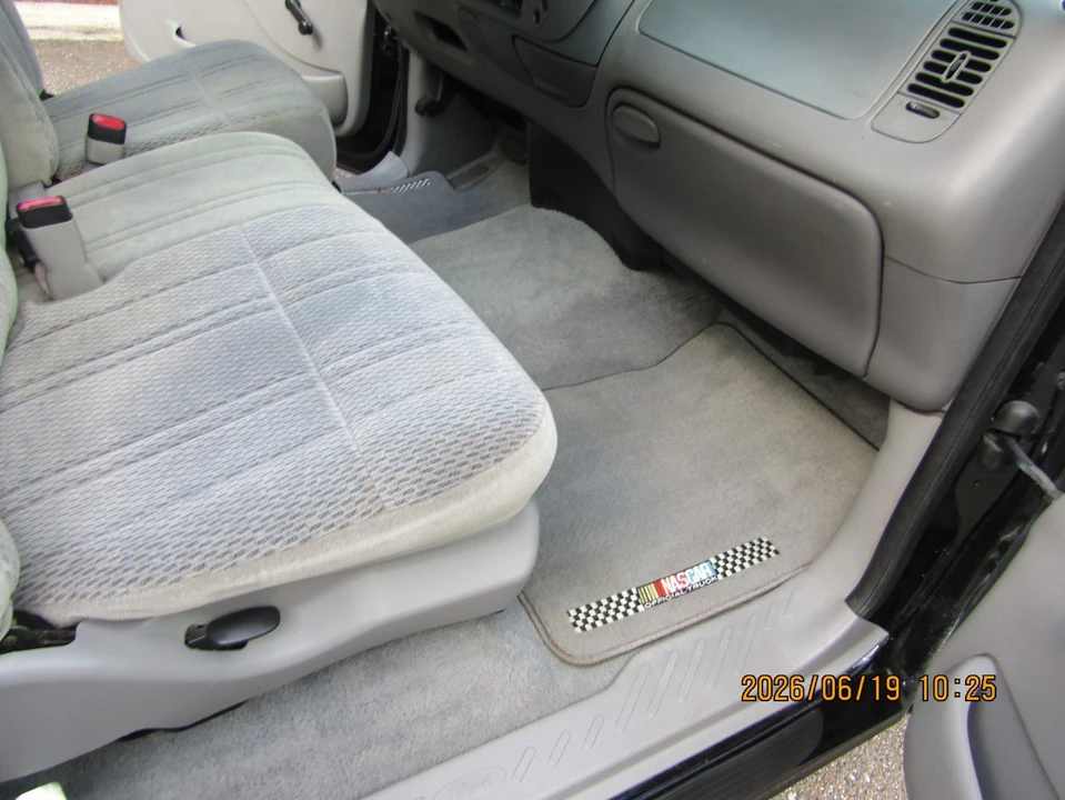 1998 Ford F-150 10th Gen - Image 29 of 31