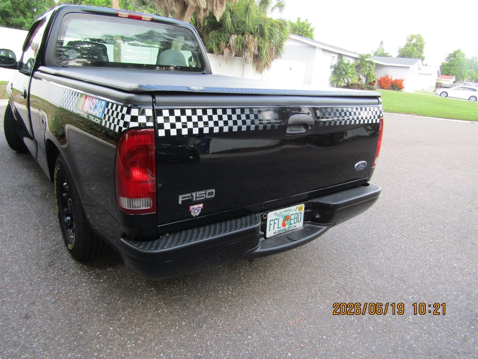 1998 Ford F-150 10th Gen - Image 8 of 31