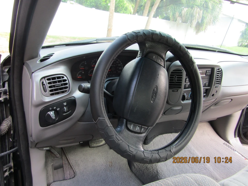 1998 Ford F-150 10th Gen - Image 20 of 31
