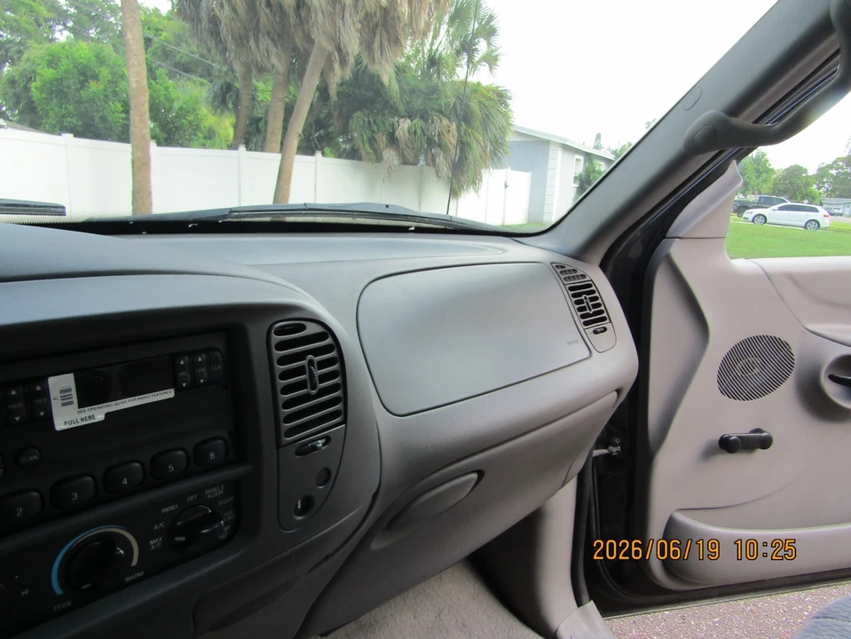 1998 Ford F-150 10th Gen - Image 23 of 31
