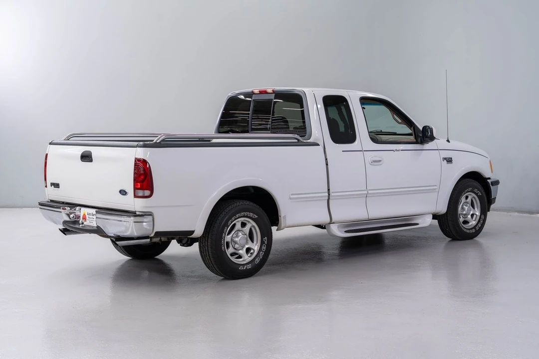 1998 Ford - Image 7 of 31
