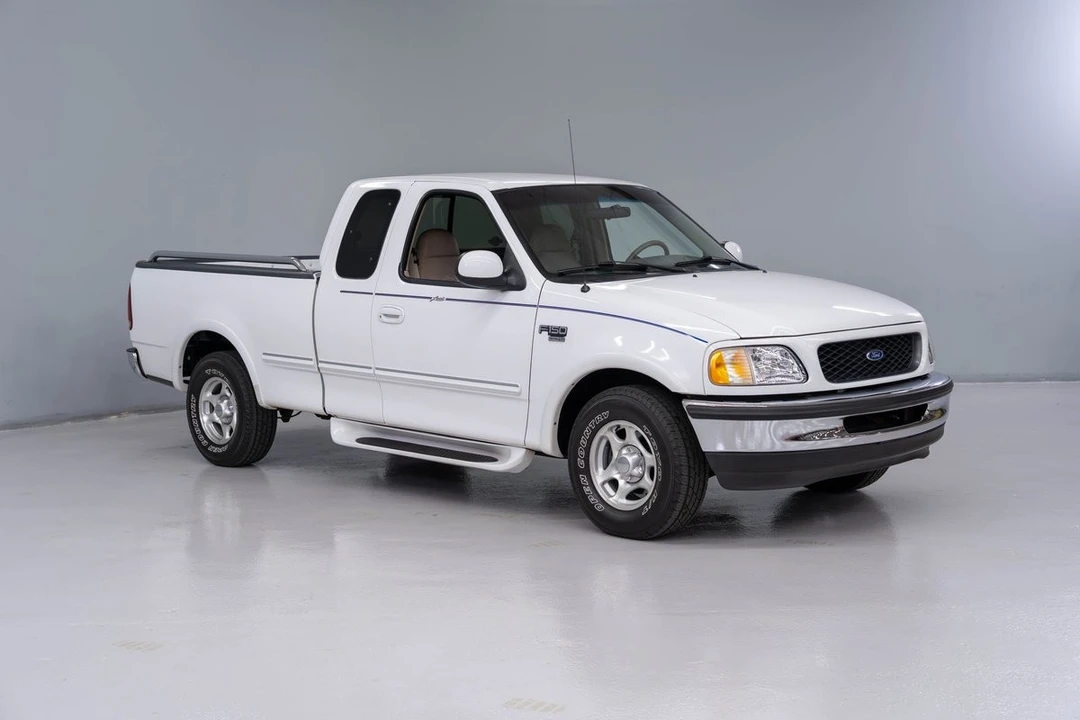 1998 Ford - Image 9 of 31