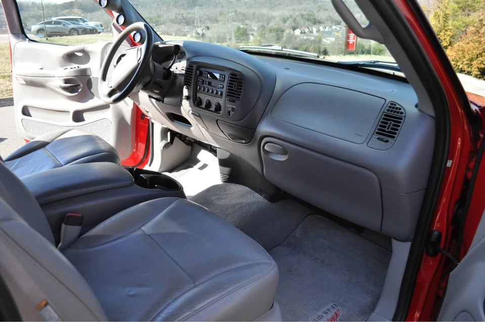 1998 Ford F-150 10th Gen - Image 6 of 16