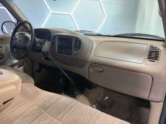 1998 Ford F-150 10th Gen - Image 30 of 31