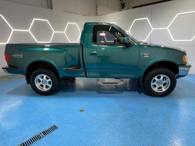 1998 Ford F-150 10th Gen - Image 2 of 31