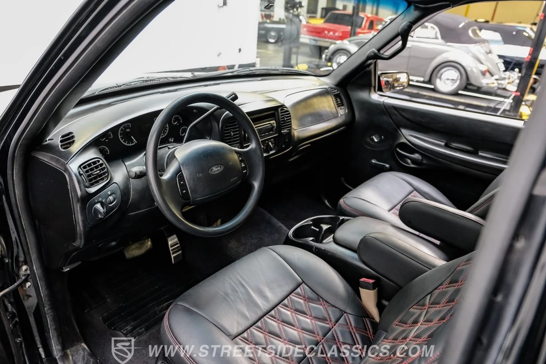 1998 Ford F-150 10th Gen - Image 4 of 12