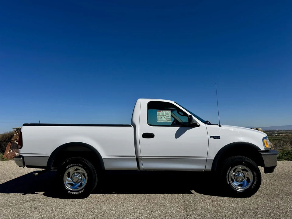 1998 Ford F-150 10th Gen - Image 2 of 21