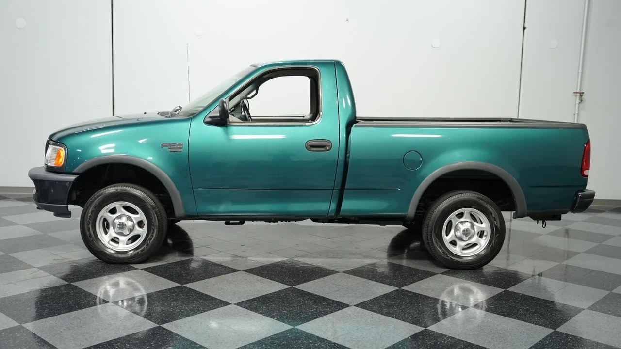 1998 Ford F-150 10th Gen - Image 3 of 12