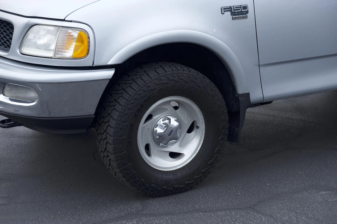 1998 Ford F-150 10th Gen - Image 31 of 31