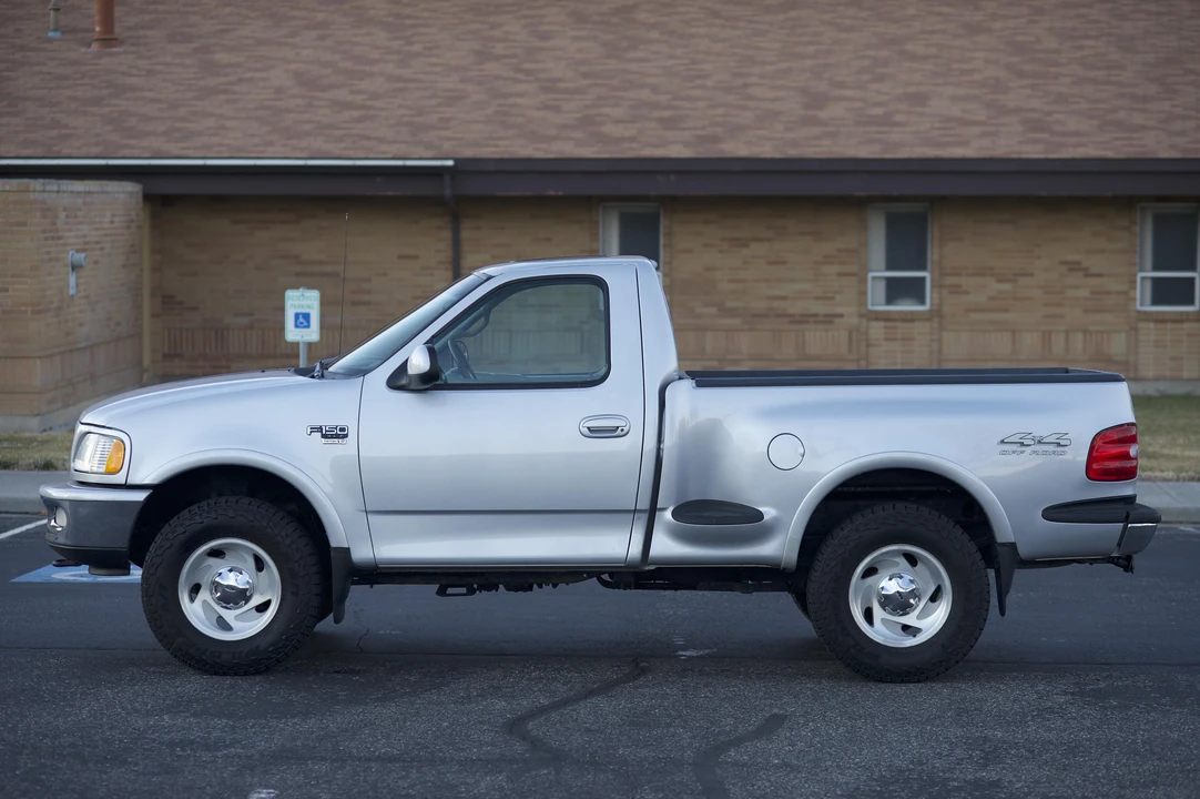 1998 Ford F-150 10th Gen - Image 8 of 31