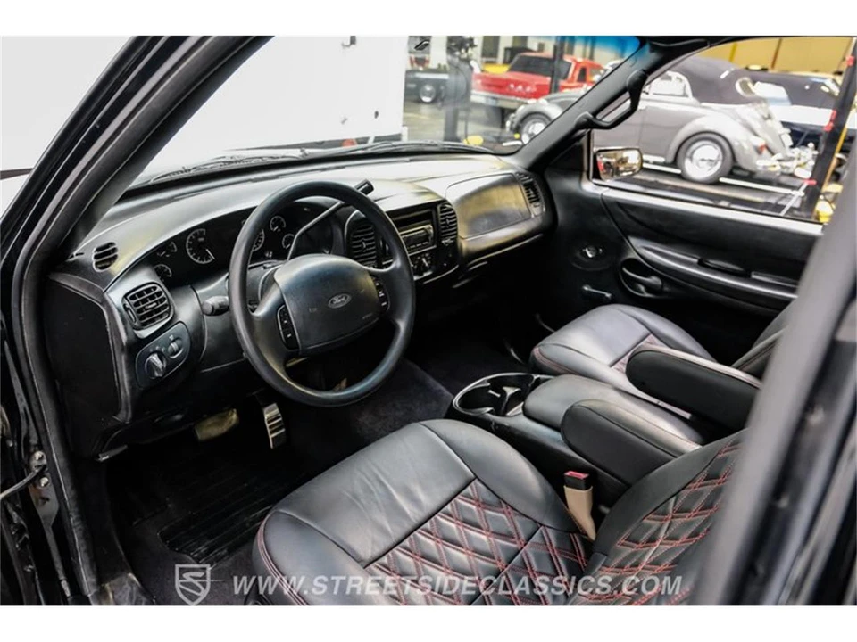 1998 Ford F-150 10th Gen - Image 4 of 31
