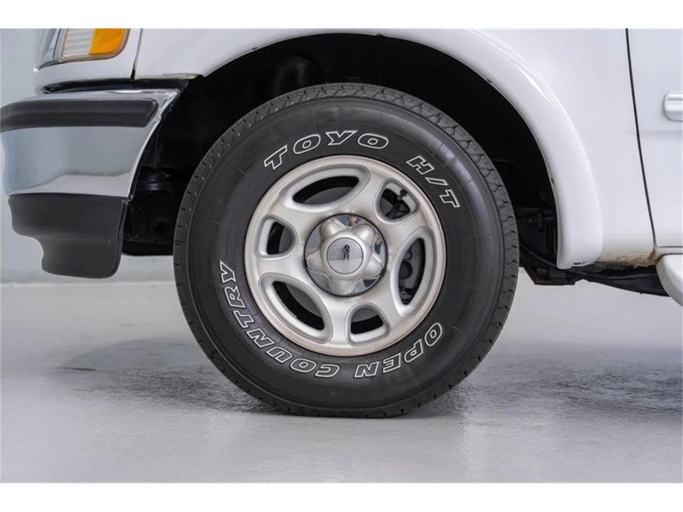 1998 Ford F-150 10th Gen - Image 27 of 31