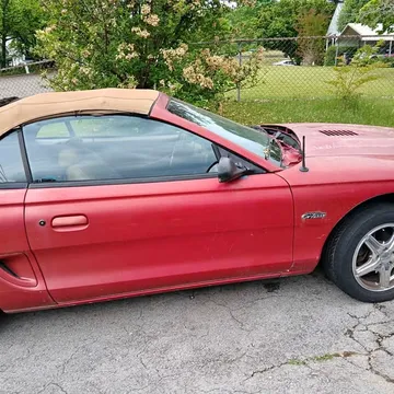1998 Ford Mustang GT Convertible