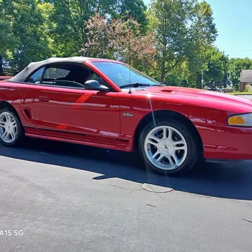 1998 Ford Mustang GT Convertible