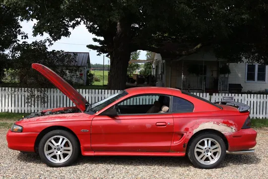 1998 Ford Mustang Coupe