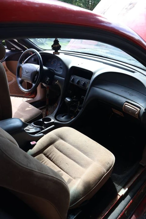 1998 Ford SN95 Mustang - Image 9 of 17