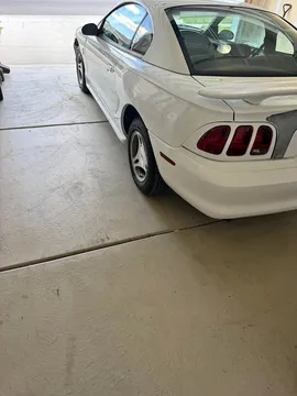 1998 Ford Mustang Base