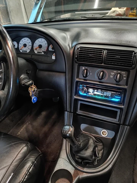 1998 Ford SN95 Mustang Cobra - Image 13 of 17
