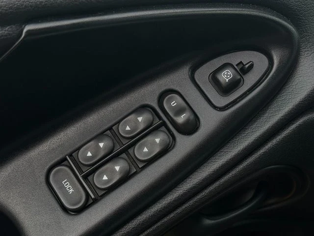 1998 Ford SN95 Mustang Cobra - Image 19 of 21