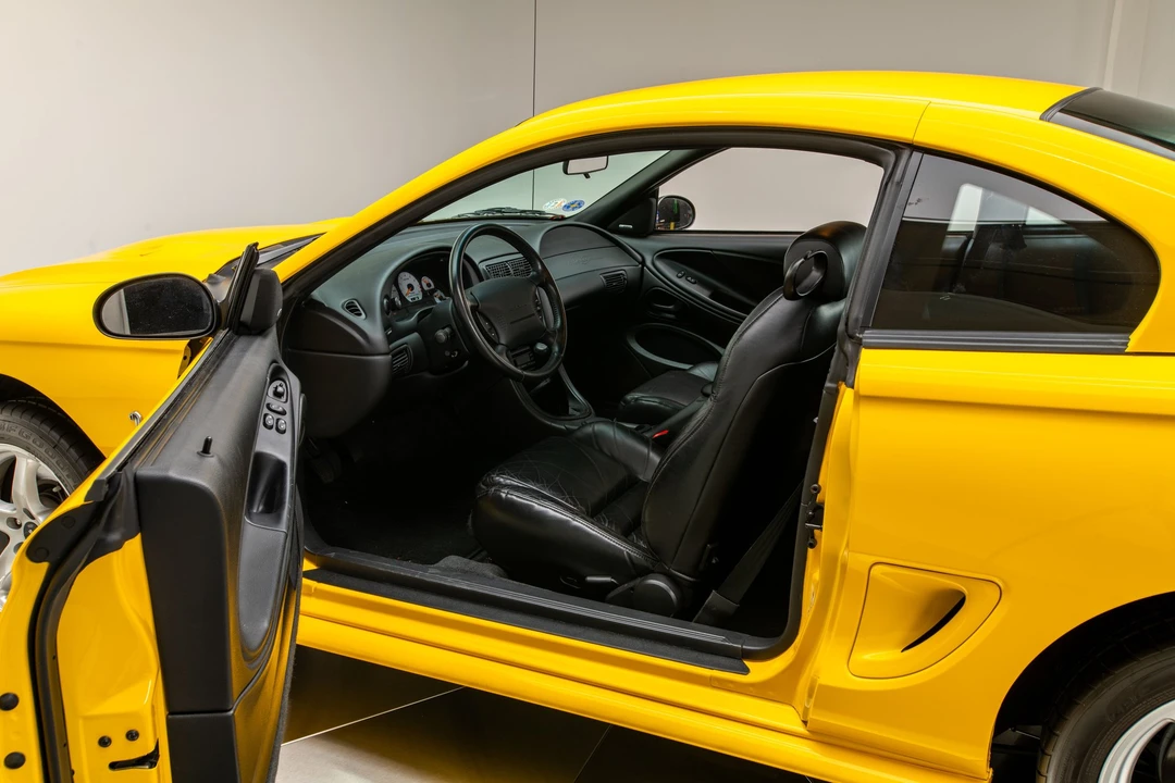 1998 Ford SN95 Mustang Cobra - Image 2 of 31