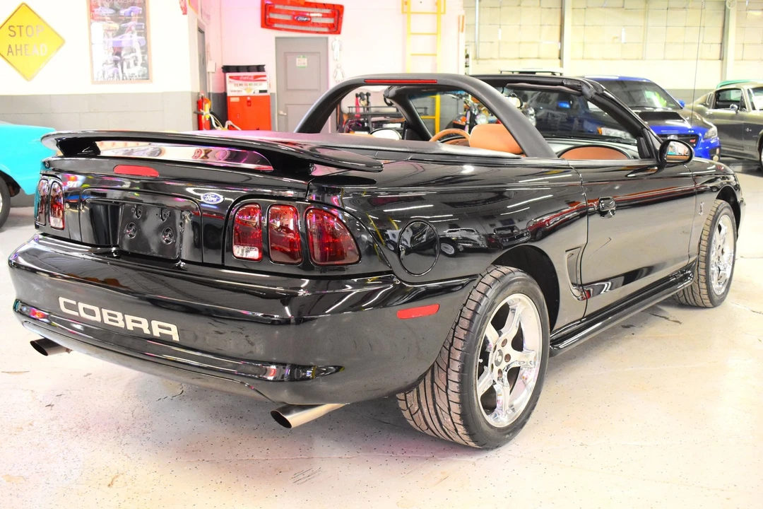 1998 Ford SN95 Mustang Cobra - Image 9 of 20