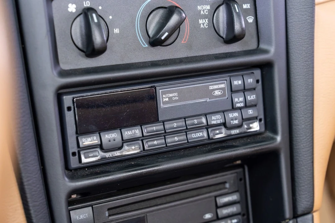 1998 Ford SN95 Mustang Cobra - Image 19 of 27