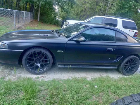 1998 Ford Mustang GT Coupe