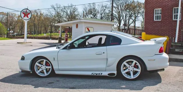 1998 Ford Mustang GT Coupe