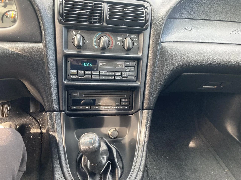 1998 Ford SN95 Mustang - Image 21 of 25