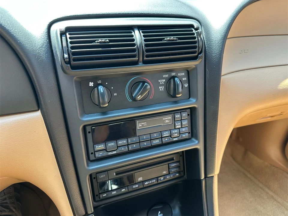 1998 Ford SN95 Mustang - Image 28 of 31