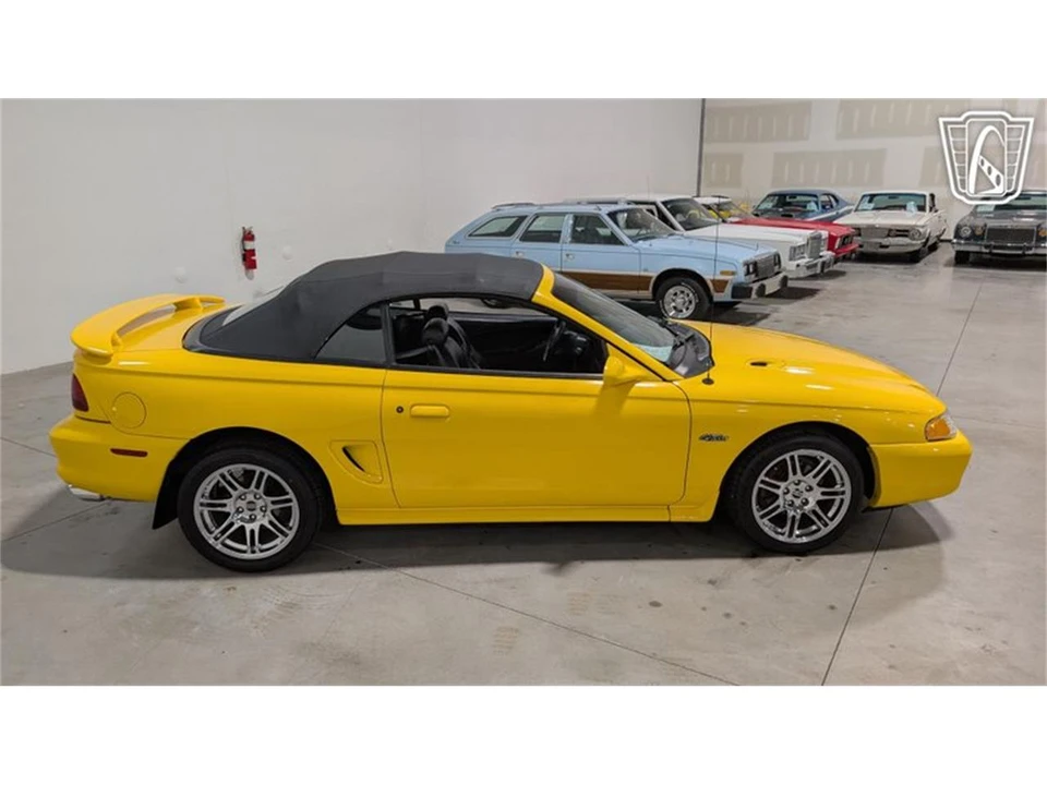 1998 Ford SN95 Mustang - Image 16 of 31
