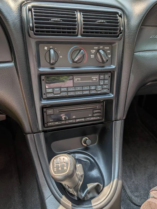 1998 Ford SN95 Mustang - Image 9 of 16
