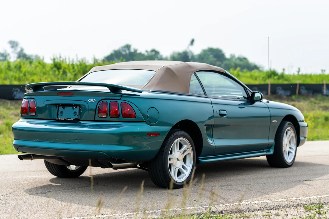 1998 Ford SN95 Mustang - Image 16 of 31