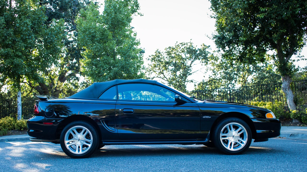 1998 Ford SN95 Mustang - Image 18 of 31