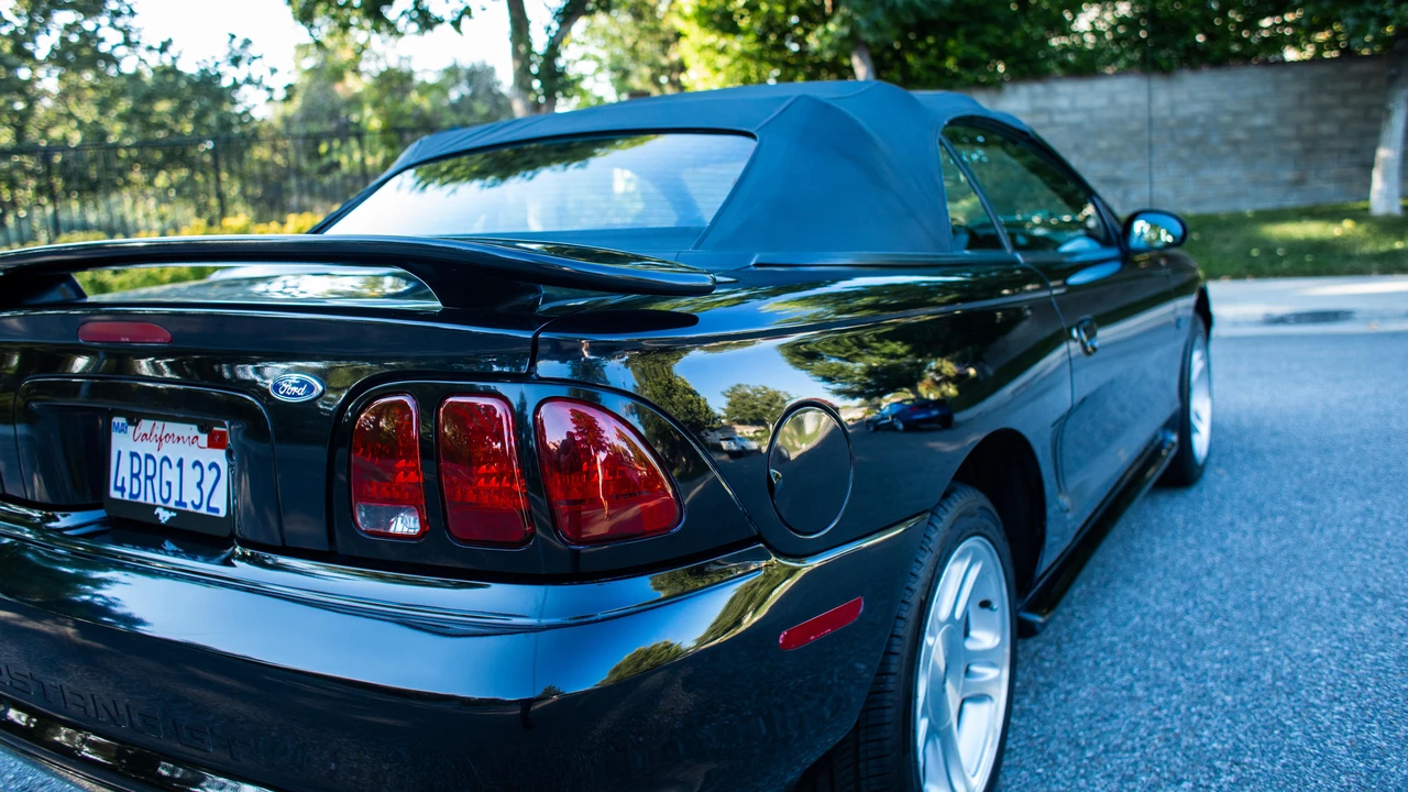 1998 Ford SN95 Mustang - Image 13 of 31
