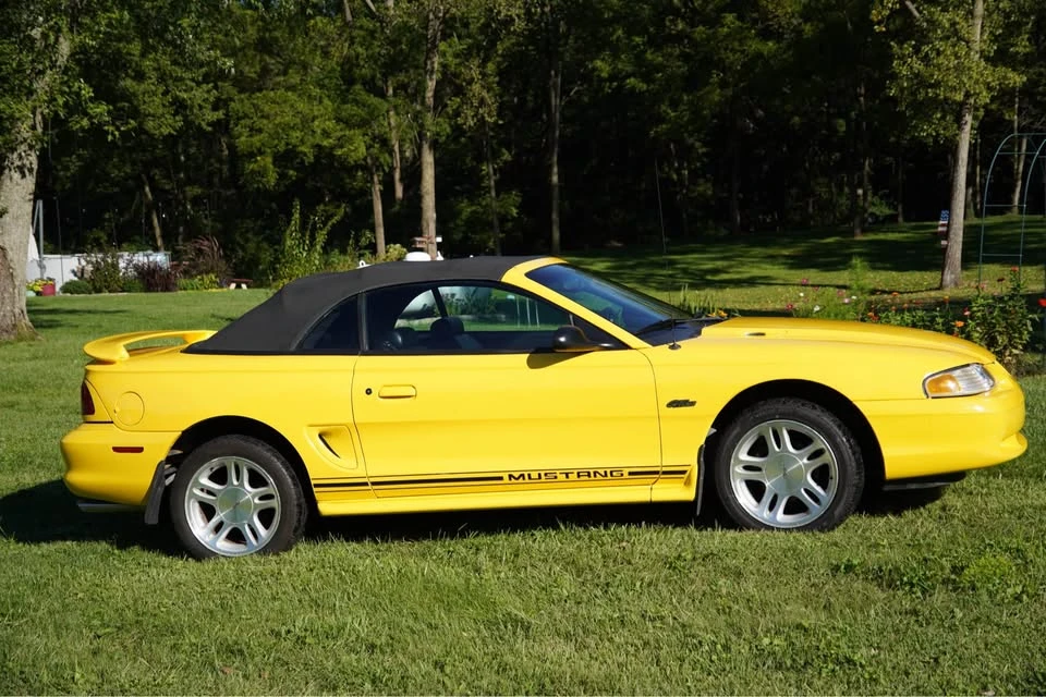 1998 Ford SN95 Mustang - Image 8 of 9