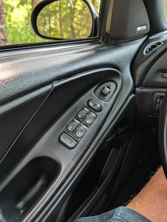 1998 Ford SN95 Mustang - Image 11 of 18
