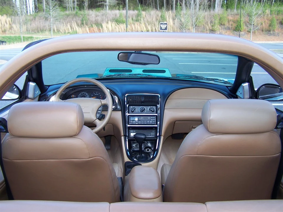 1998 Ford SN95 Mustang - Image 13 of 18