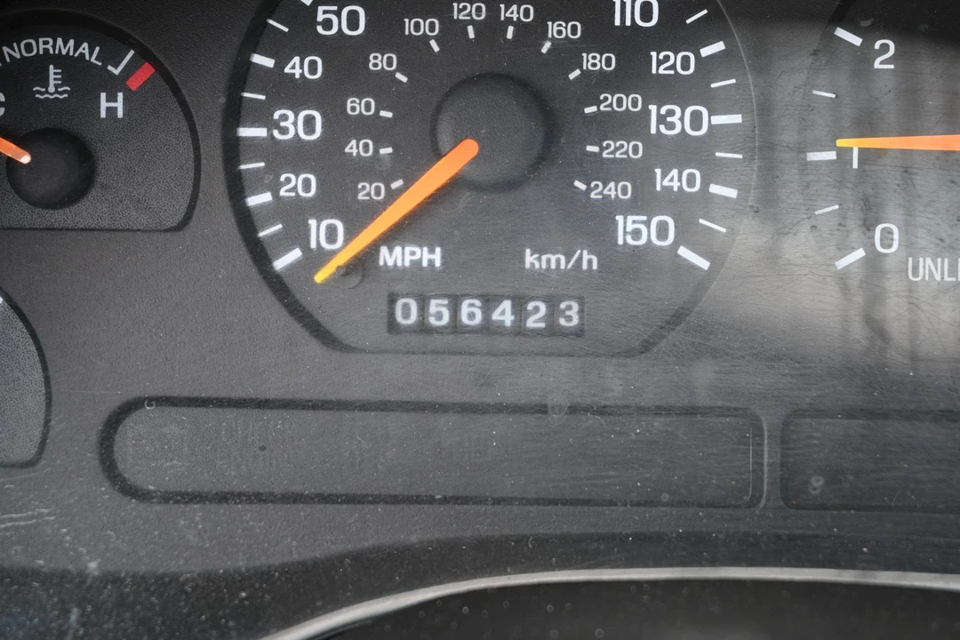1998 Ford SN95 Mustang - Image 22 of 31
