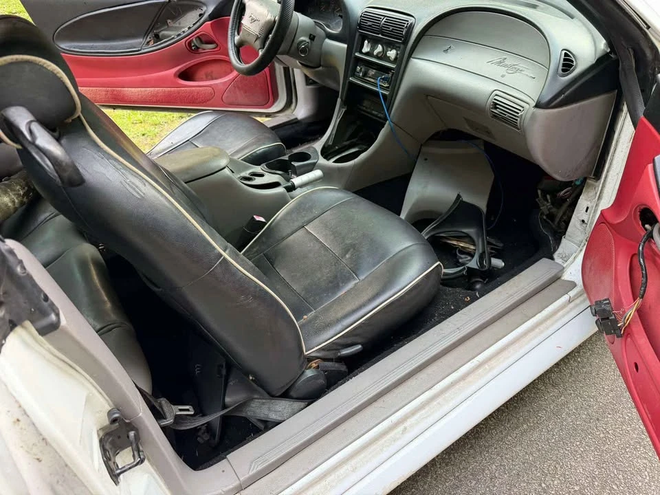 1998 Ford SN95 Mustang - Image 3 of 3