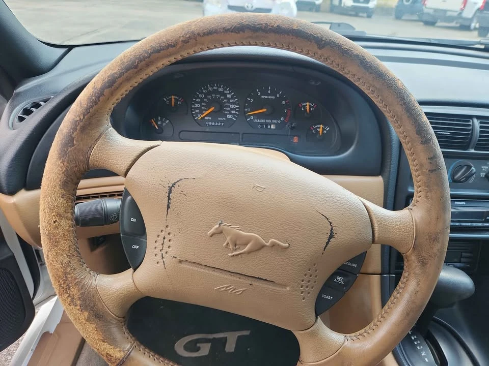 1998 Ford SN95 Mustang - Image 13 of 17