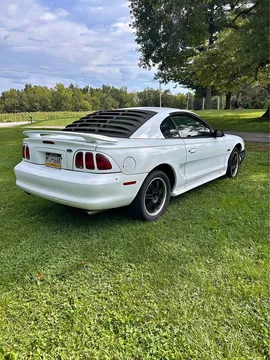 1998 Ford Mustang GT Coupe 2D