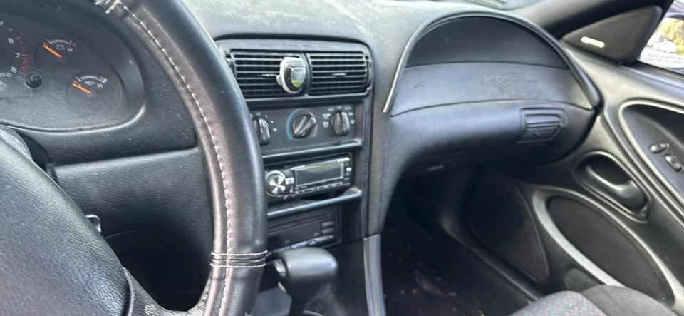1998 Ford SN95 Mustang - Image 8 of 12