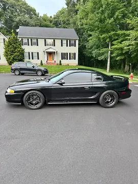 1998 Ford Mustang GT Coupe 2D