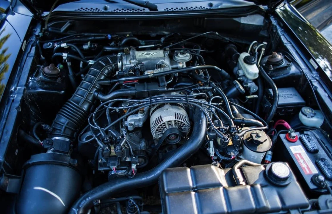 1998 Ford SN95 Mustang - Image 11 of 21