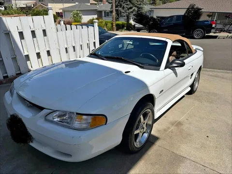 1998 Ford Mustang GT Convertible