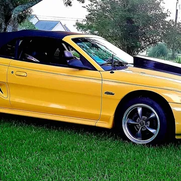 1998 Ford Mustang GT Convertible