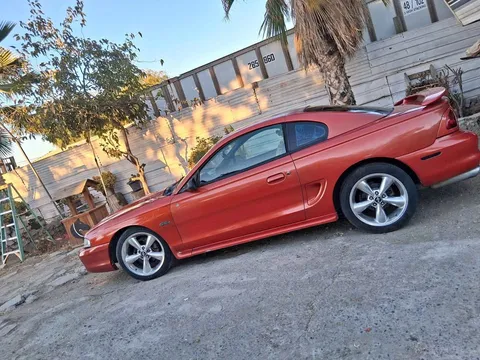 1998 Ford Mustang